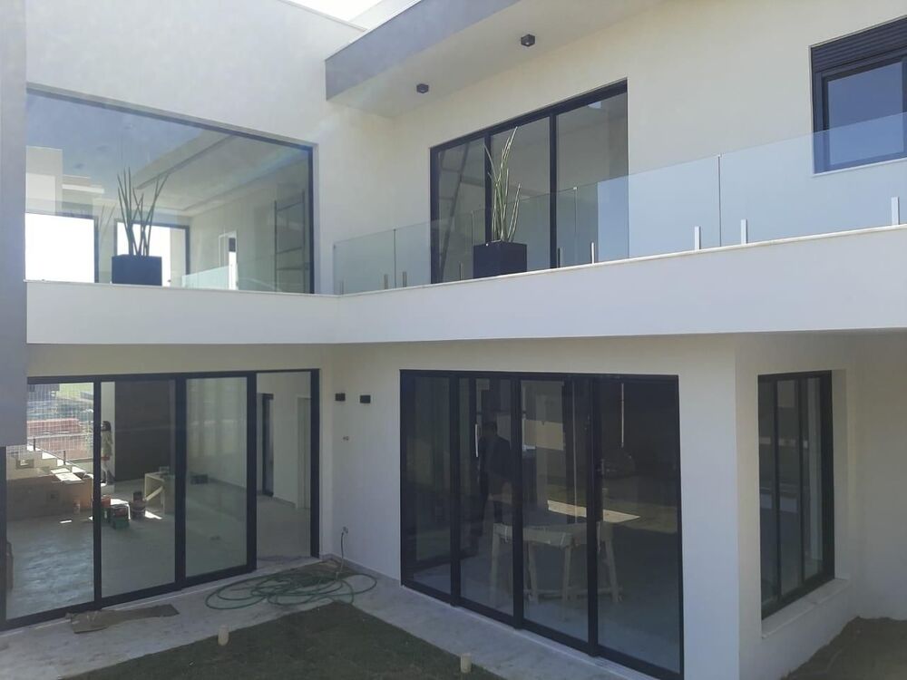 Sobrado, 4 quartos, 386 m² - Foto 2