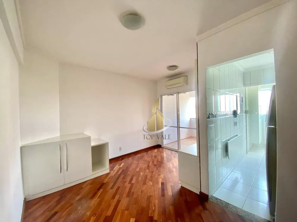 Apartamento à venda com 2 quartos, 63m² - Foto 2