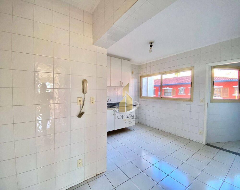 Apartamento à venda com 4 quartos, 132m² - Foto 2