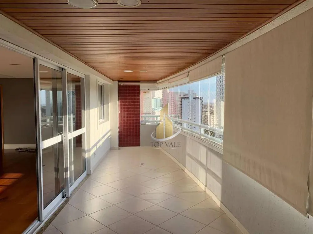 Apartamento, 3 quartos, 153 m² - Foto 1