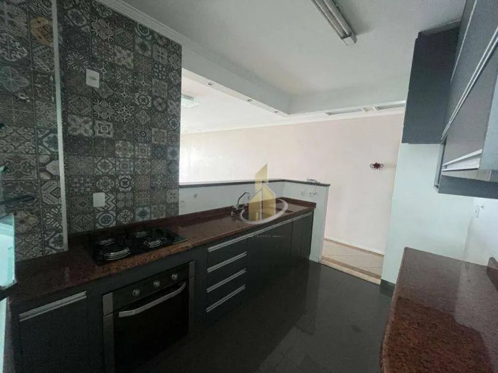 Apartamento, 3 quartos, 111 m² - Foto 2