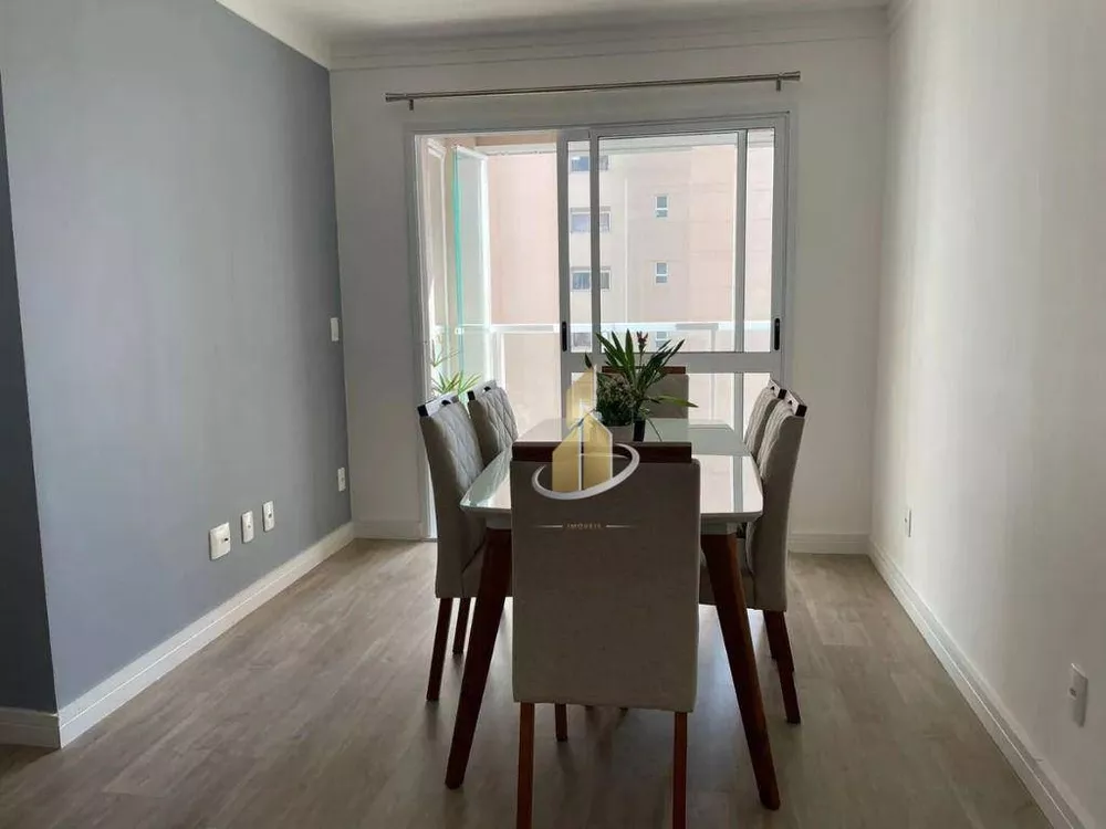 Apartamento à venda com 2 quartos, 75m² - Foto 8