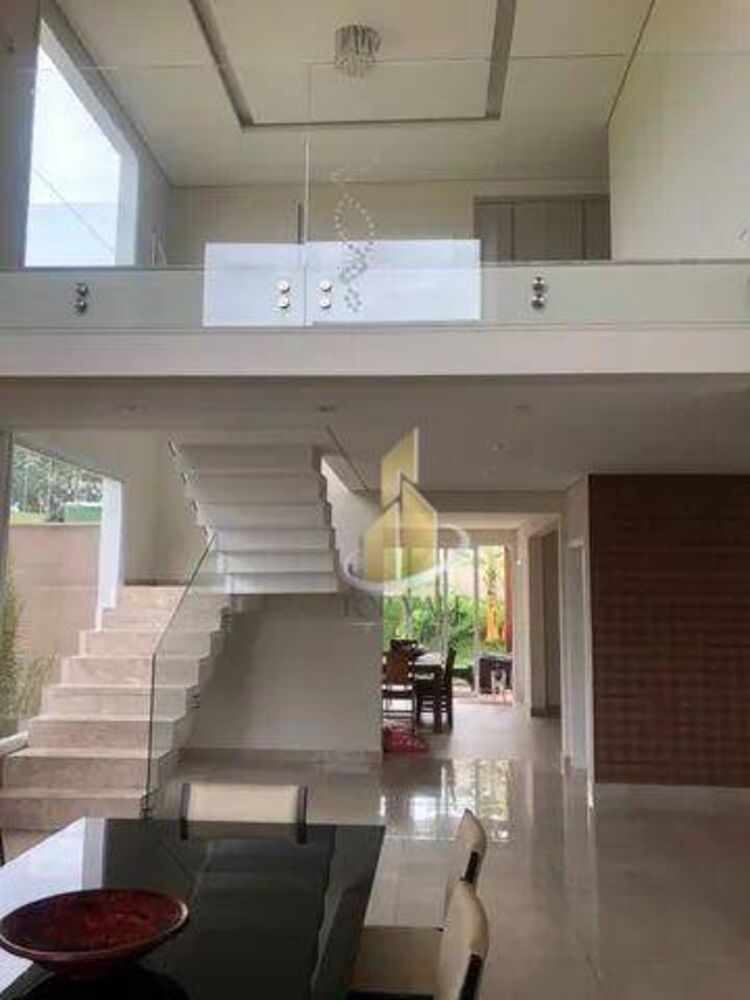 Sobrado, 3 quartos, 320 m² - Foto 2