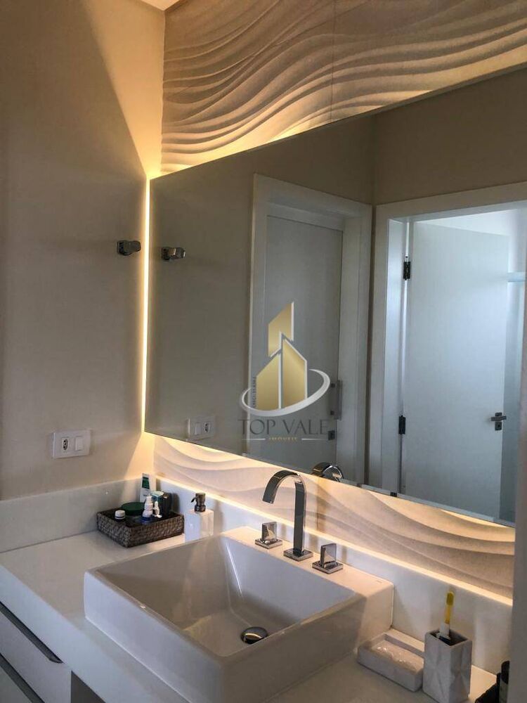 Sobrado, 3 quartos, 320 m² - Foto 1