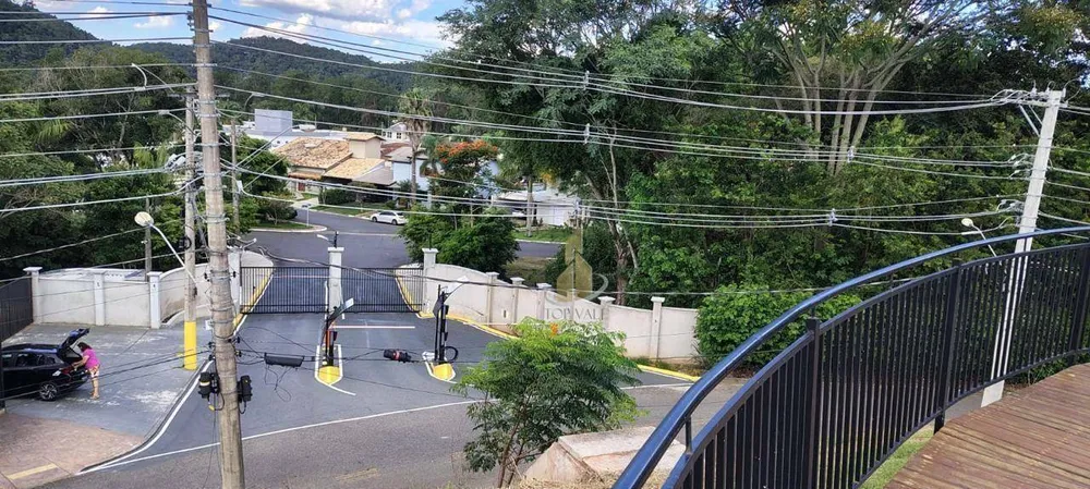 Loteamento e Condomínio, 1080 m² - Foto 1