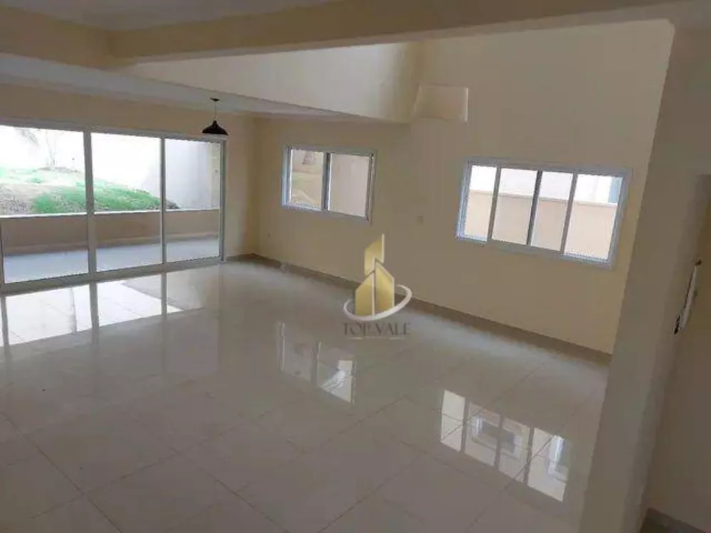 Sobrado à venda com 3 quartos, 268m² - Foto 2