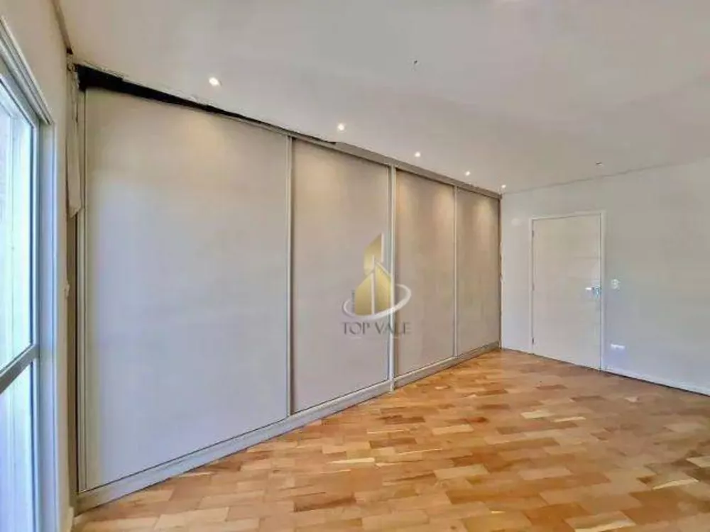 Sobrado à venda com 4 quartos, 379m² - Foto 6