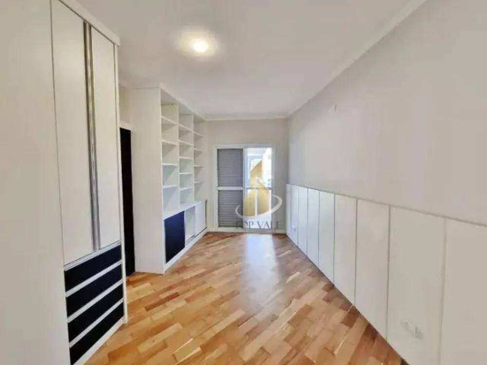 Sobrado à venda com 4 quartos, 379m² - Foto 14