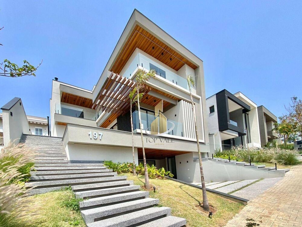Sobrado à venda com 5 quartos, 495m² - Foto 1