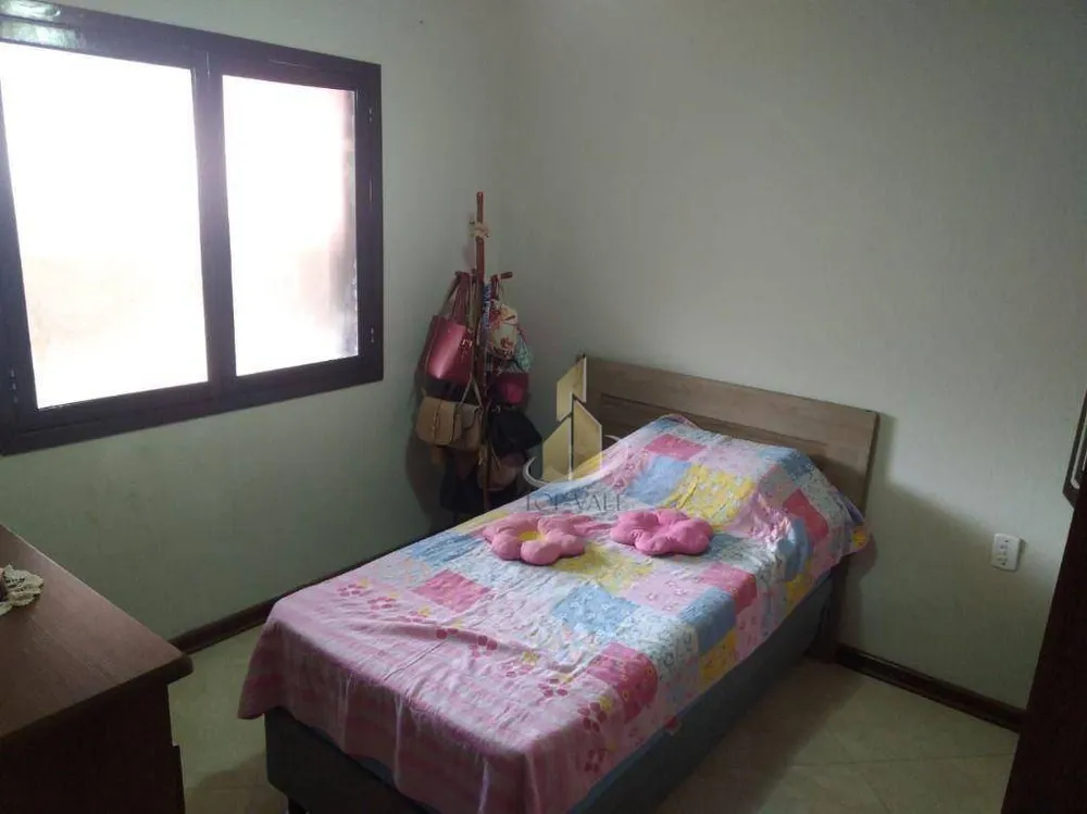 Casa, 3 quartos, 200 m² - Foto 10