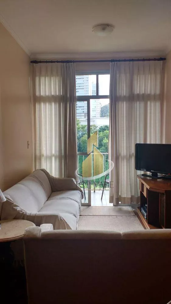 Apartamento à venda com 3 quartos, 96m² - Foto 1