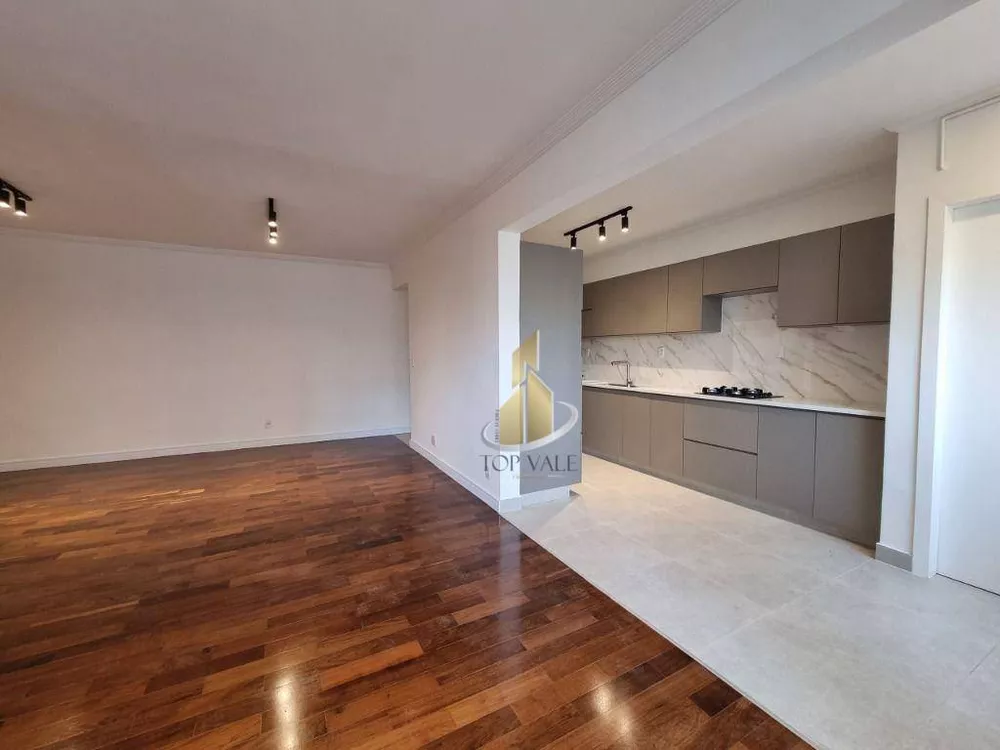 Apartamento à venda com 3 quartos, 92m² - Foto 2