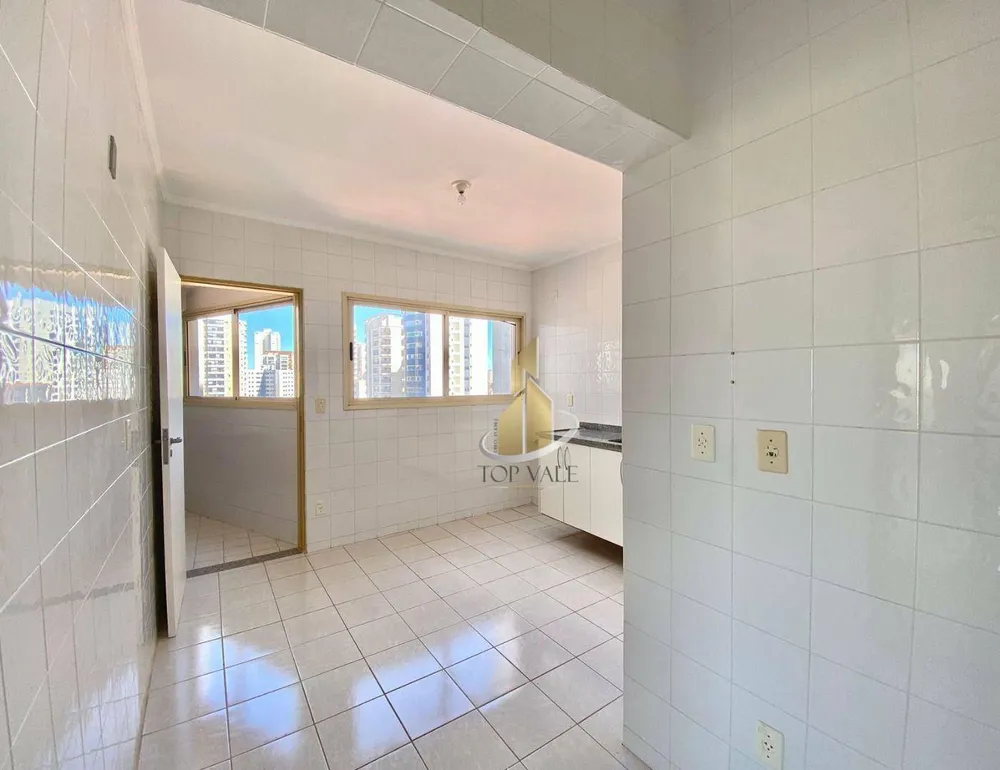 Apartamento, 4 quartos, 132 m² - Foto 4