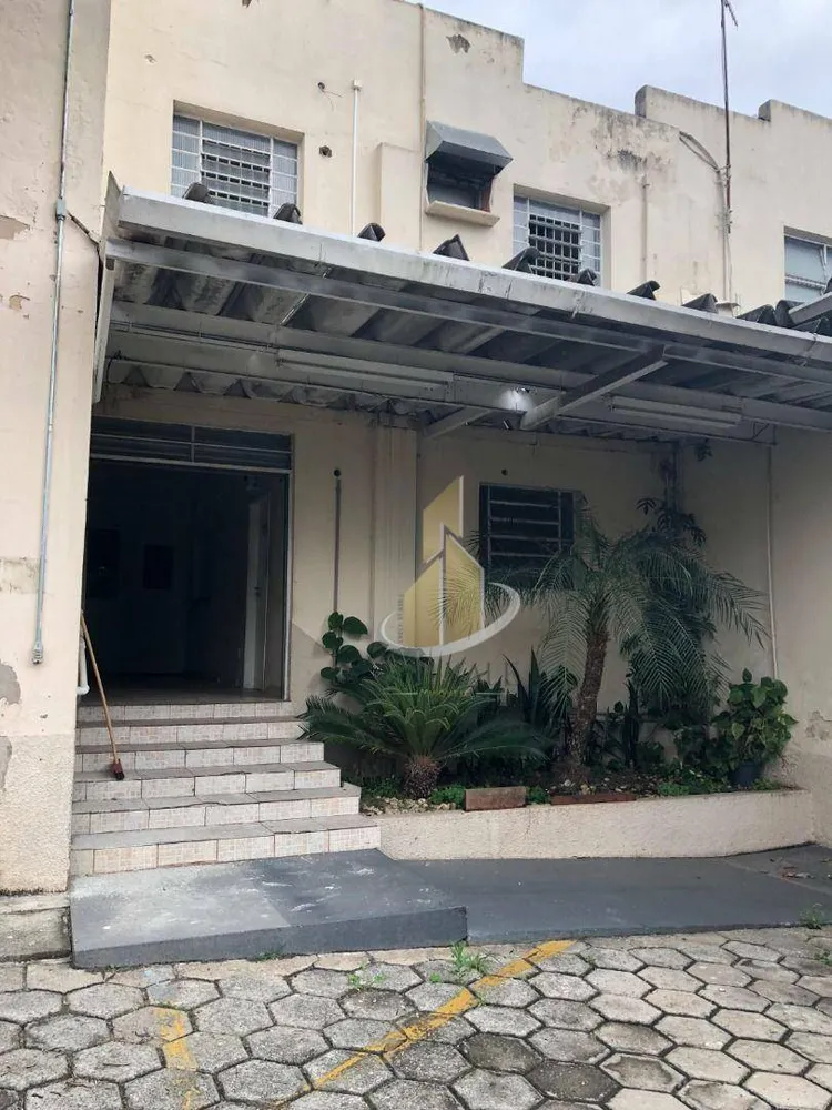 Loja-Salão, 2240 m² - Foto 2