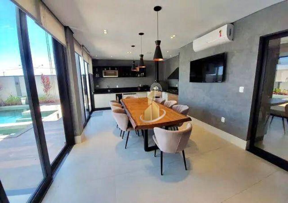 Sobrado, 3 quartos, 282 m² - Foto 1