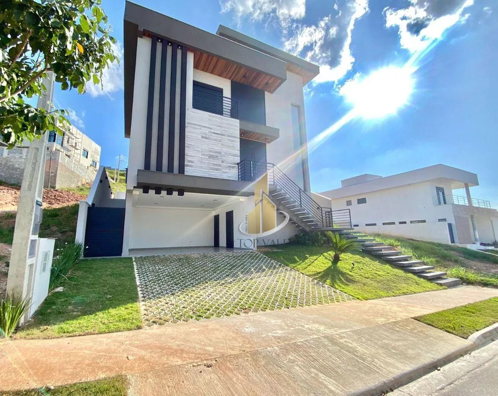 Sobrado à venda com 4 quartos, 320m² - Foto 2