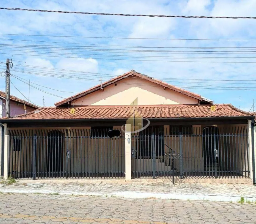 Casa, 4 quartos, 250 m² - Foto 1