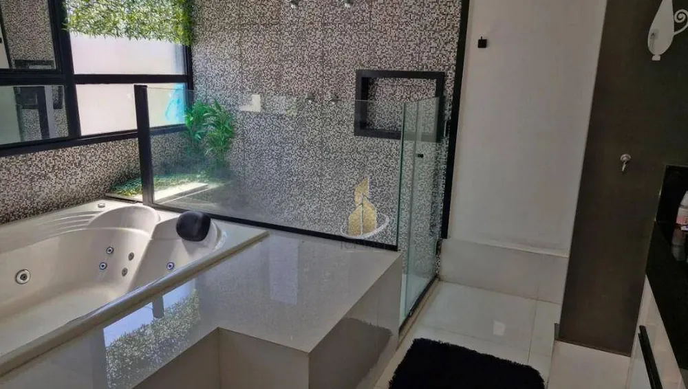 Sobrado, 5 quartos, 352 m² - Foto 1
