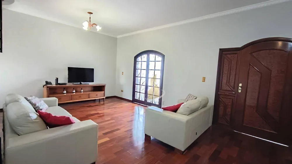 Sobrado, 3 quartos, 254 m² - Foto 1