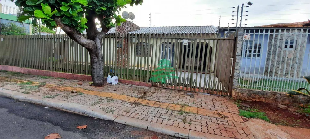 Casa, 3 quartos, 191 m² - Foto 2