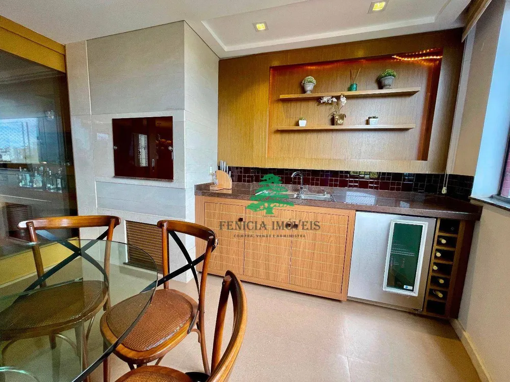 Cobertura, 3 quartos, 210 m² - Foto 4