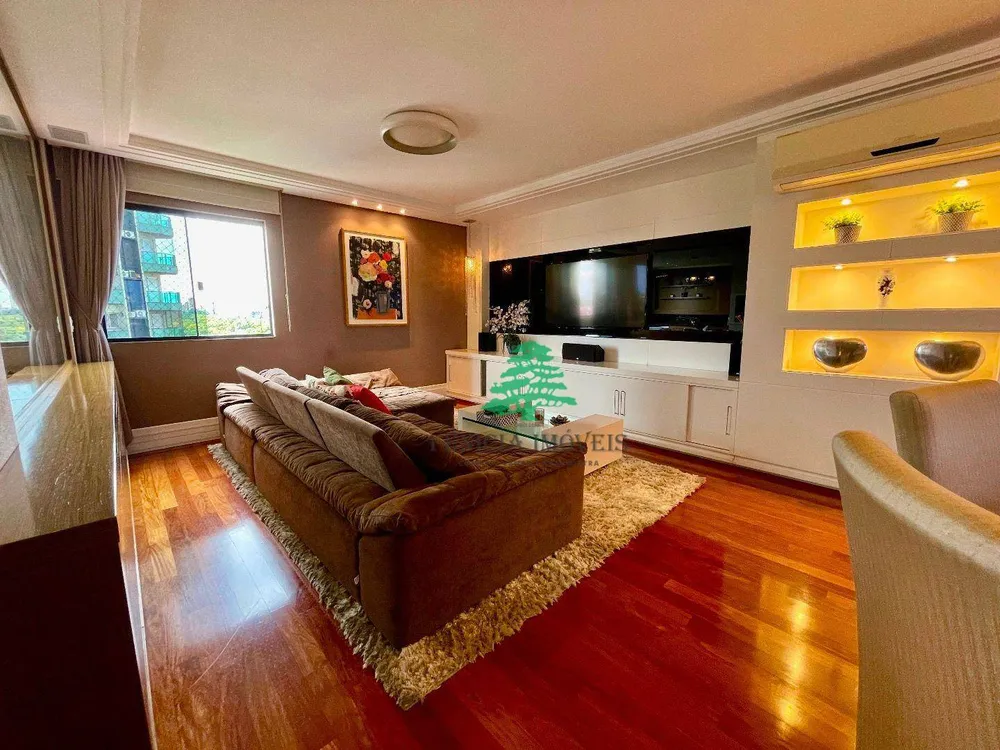 Cobertura, 3 quartos, 210 m² - Foto 3