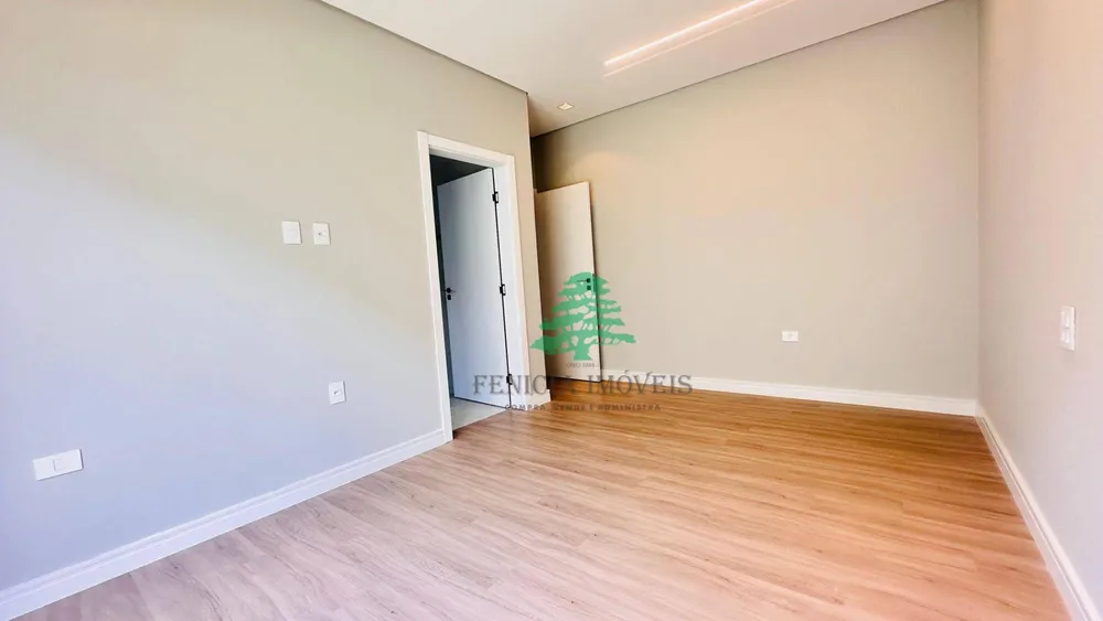 Casa, 3 quartos, 274 m² - Foto 8