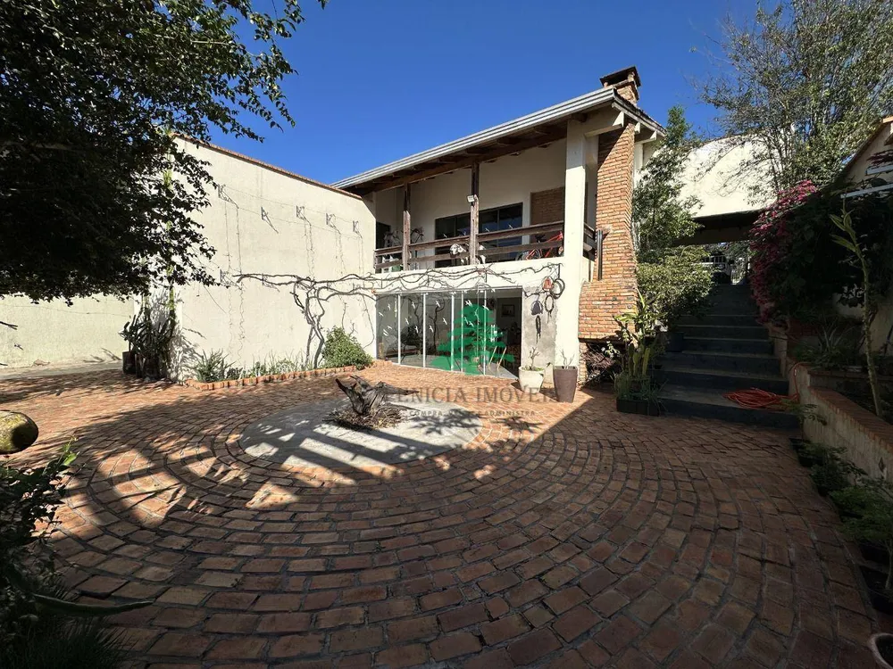 Casa, 3 quartos, 250 m² - Foto 2
