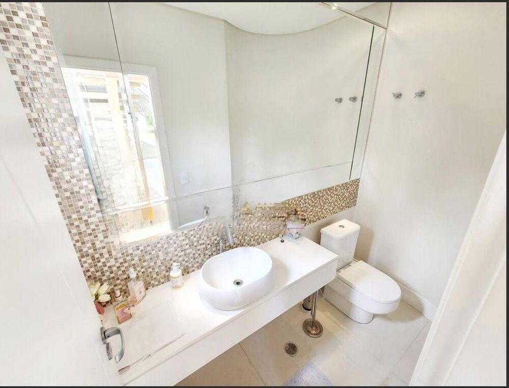 Sobrado, 3 quartos, 301 m² - Foto 3