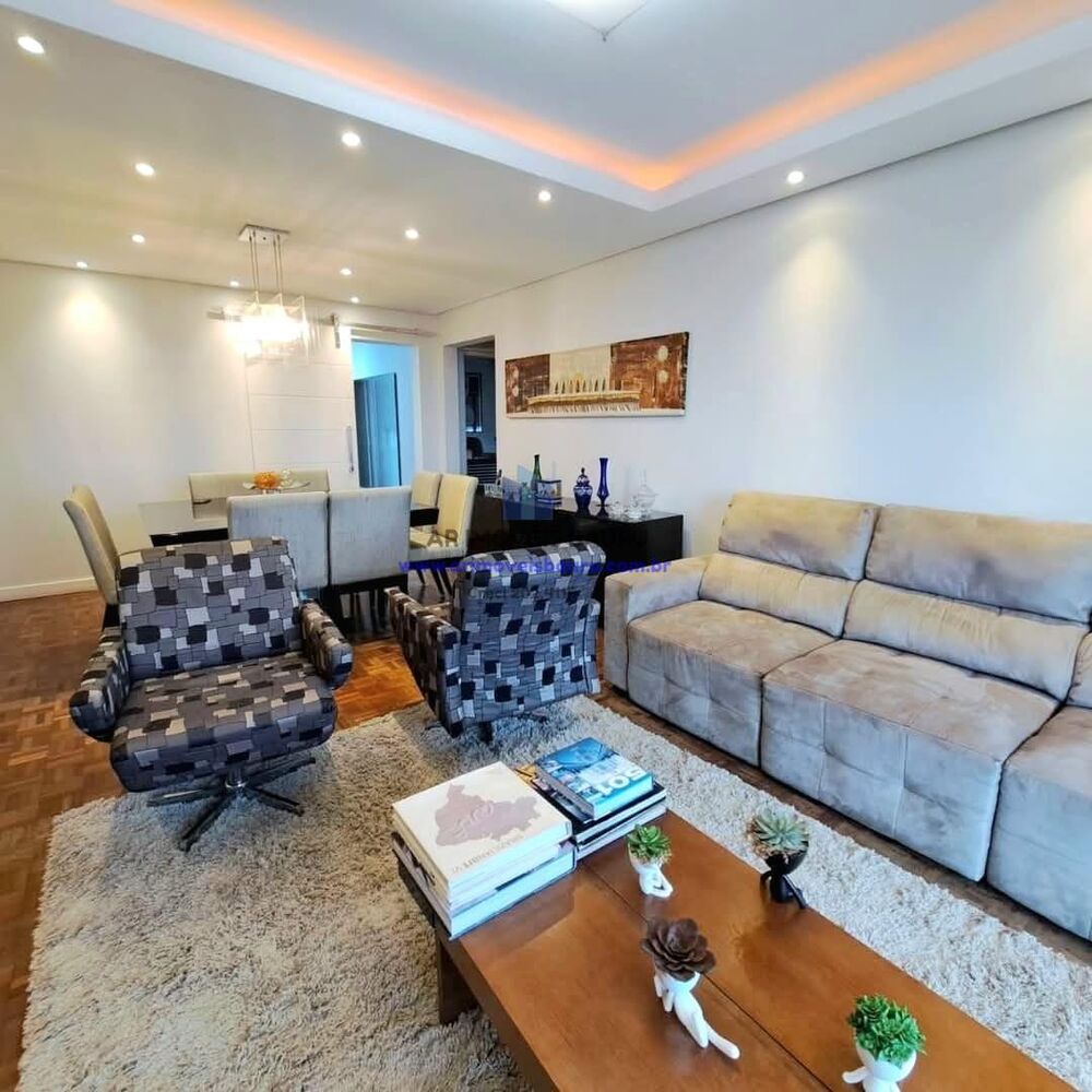 Apartamento à venda com 3 quartos, 140m² - Foto 3