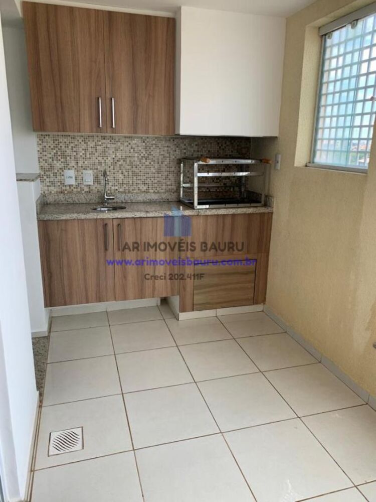 Apartamento à venda com 3 quartos, 94m² - Foto 2
