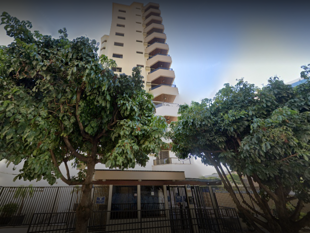 Apartamento à venda com 3 quartos, 139m² - Foto 1