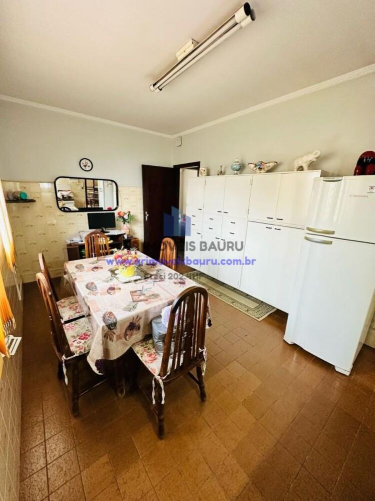 Casa à venda com 2 quartos, 200m² - Foto 9
