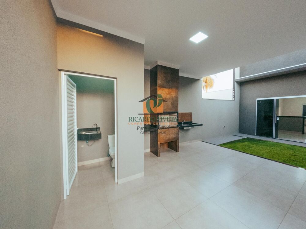 Casa à venda com 2 quartos, 149m² - Foto 2