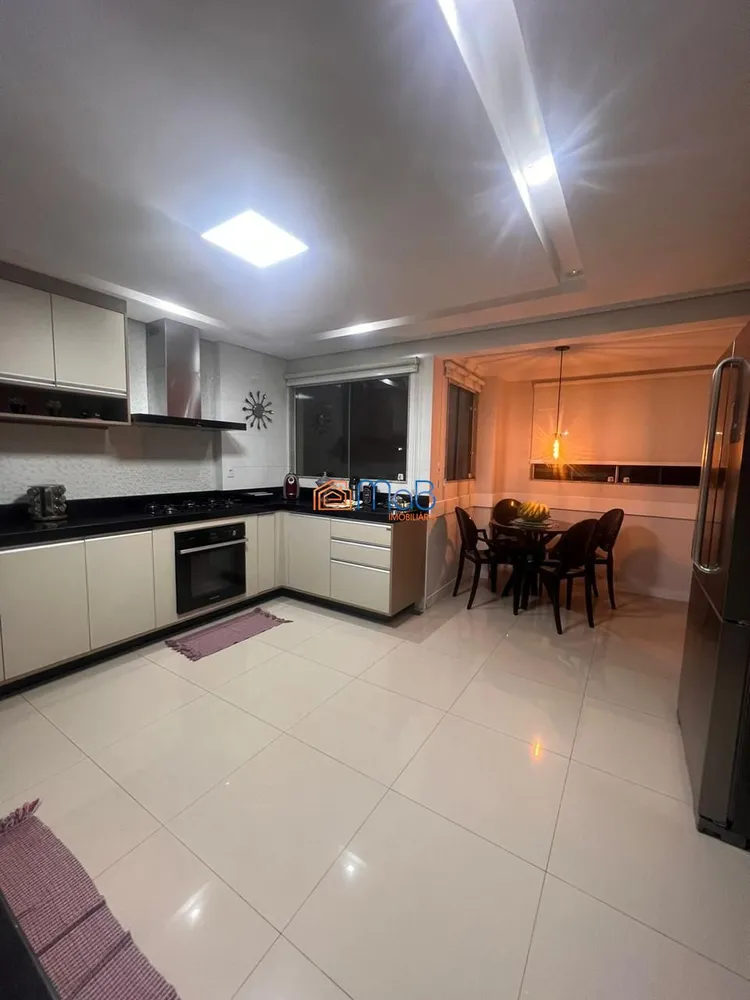 Casa, 5 quartos, 480 m² - Foto 1