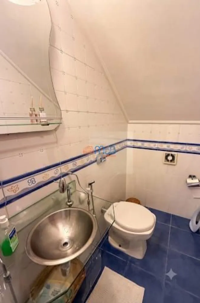 Casa, 4 quartos, 241 m² - Foto 1