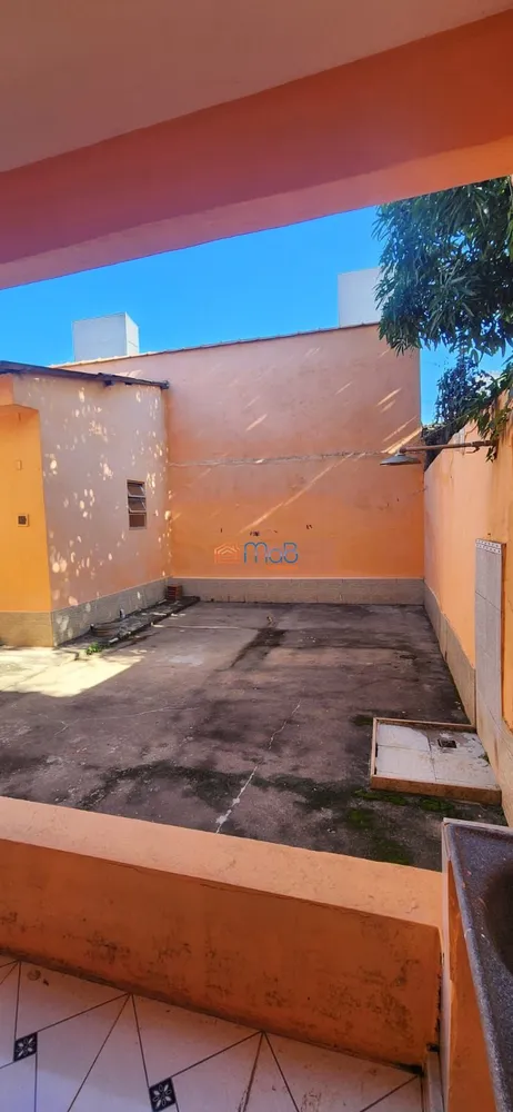 Casa, 6 quartos, 90 m² - Foto 4