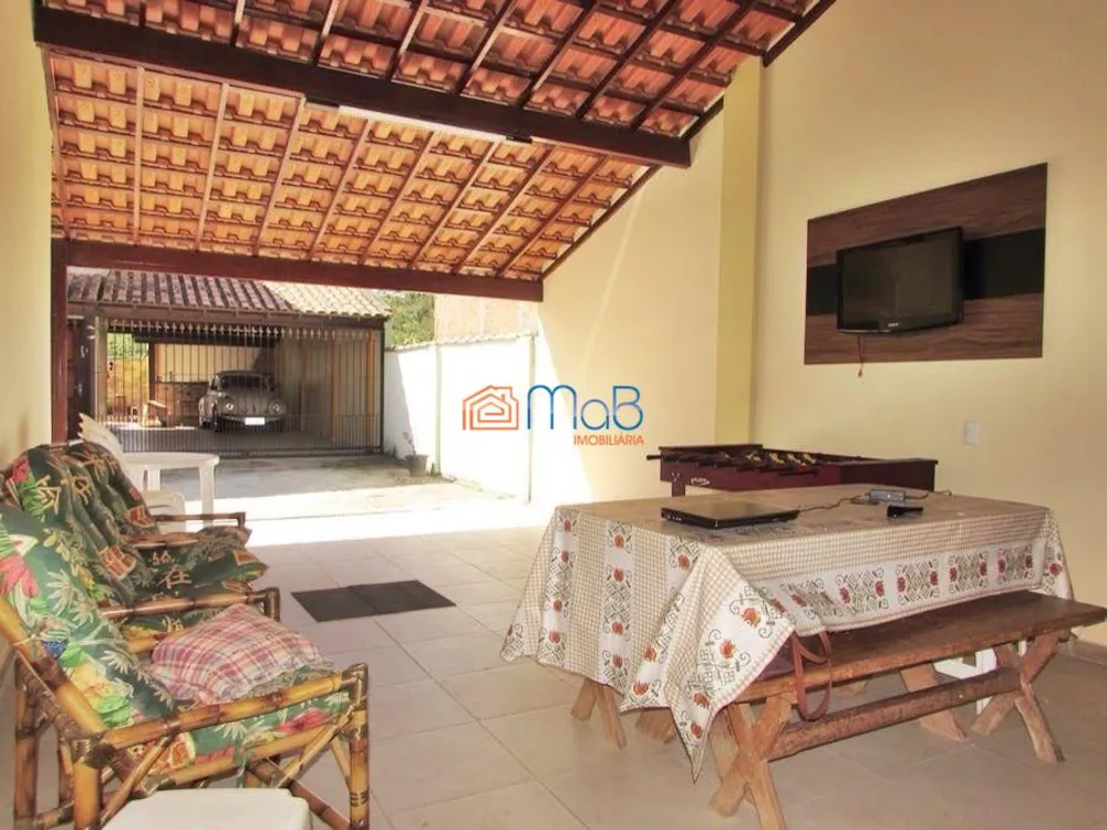 Casa, 2 quartos, 180 m² - Foto 1