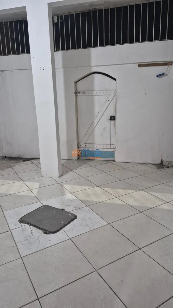 Casa, 5 quartos, 220 m² - Foto 27