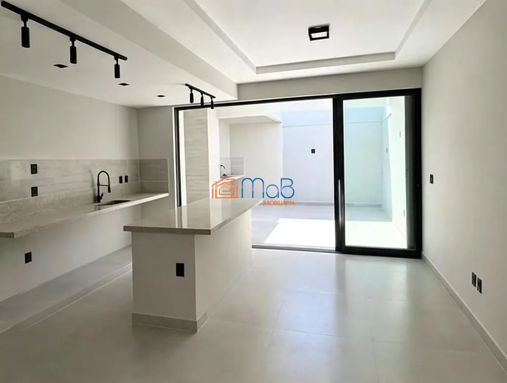 Casa, 3 quartos, 251 m² - Foto 4