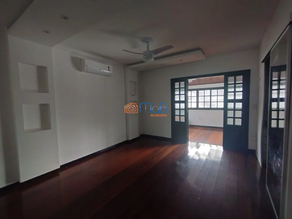 Casa, 4 quartos, 380 m² - Foto 16