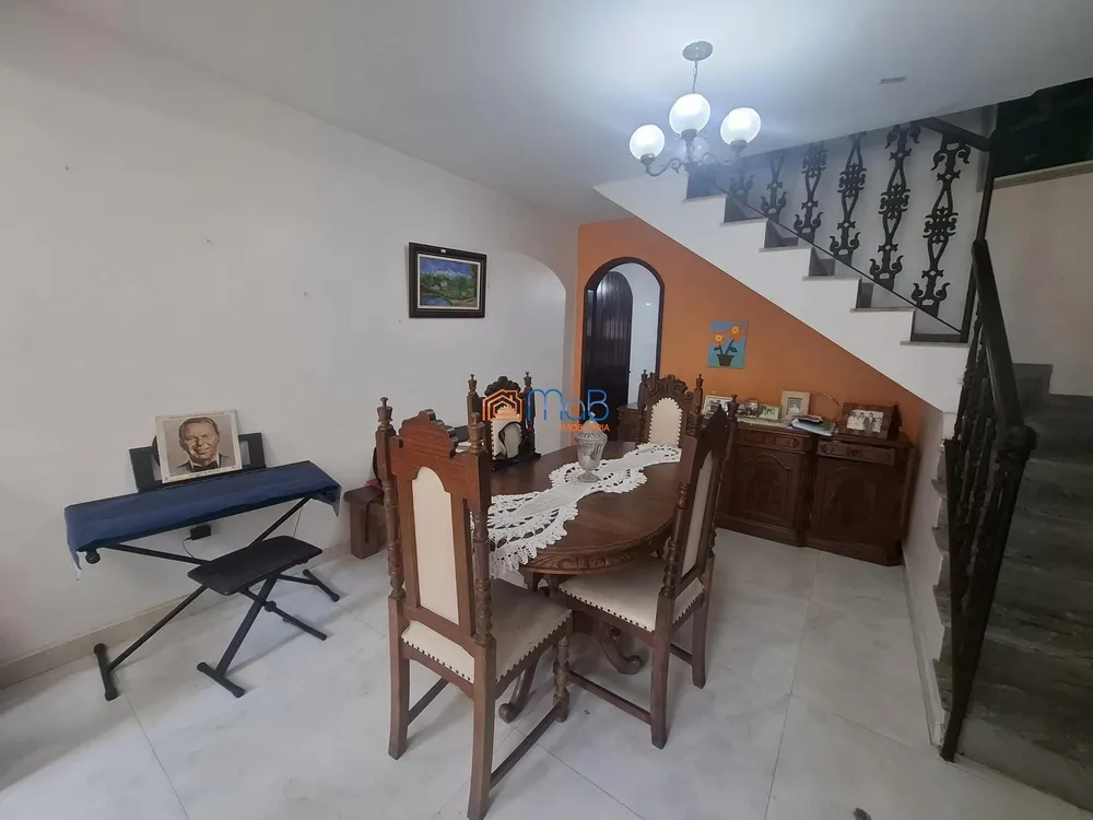 Casa, 7 quartos, 180 m² - Foto 6