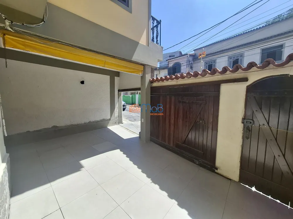 Casa, 7 quartos, 180 m² - Foto 1
