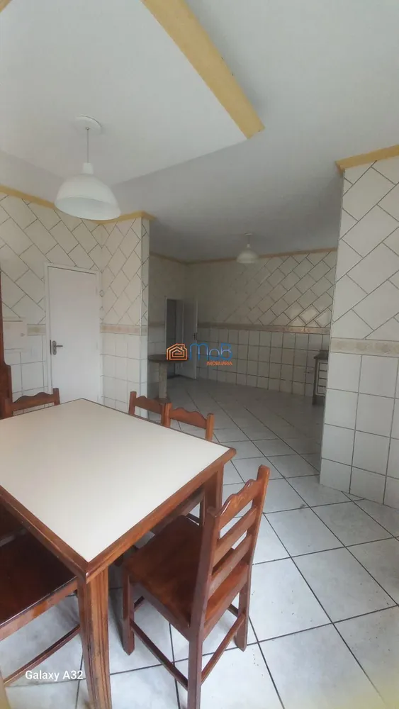 Casa, 3 quartos, 240 m² - Foto 9