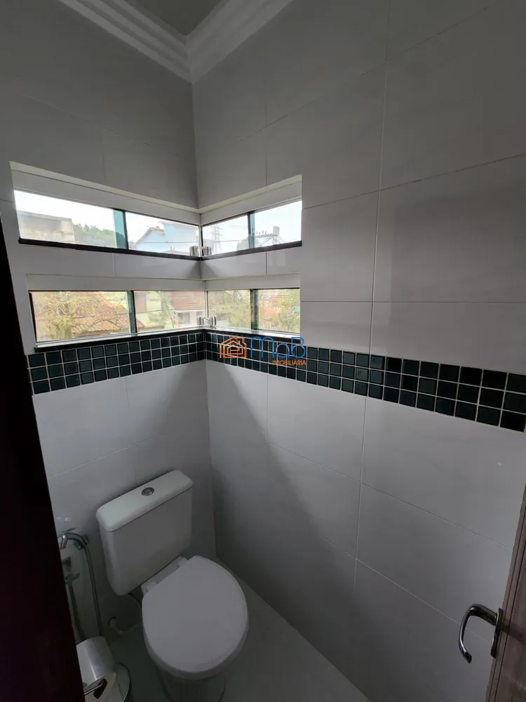 Casa, 3 quartos, 220 m² - Foto 35