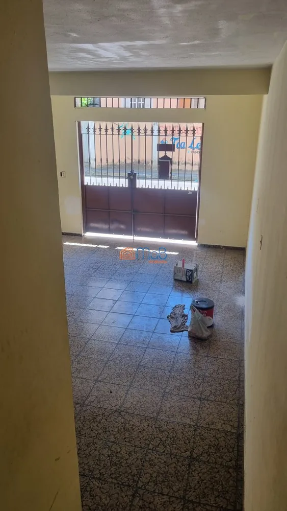 Casa, 3 quartos, 240 m² - Foto 4