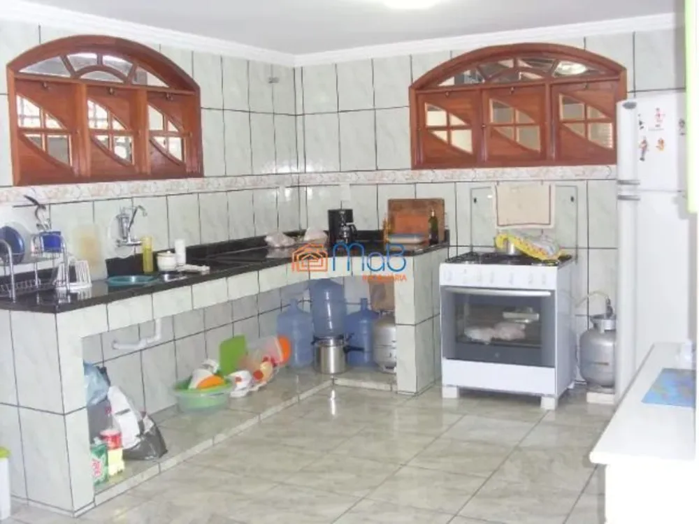 Casa, 3 quartos, 300 m² - Foto 13