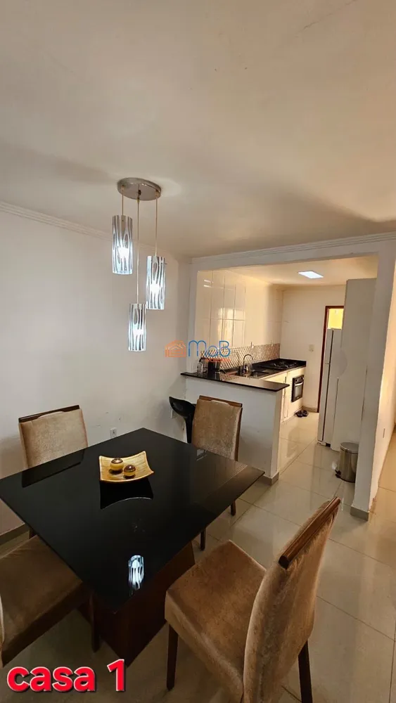 Casa, 4 quartos, 210 m² - Foto 1