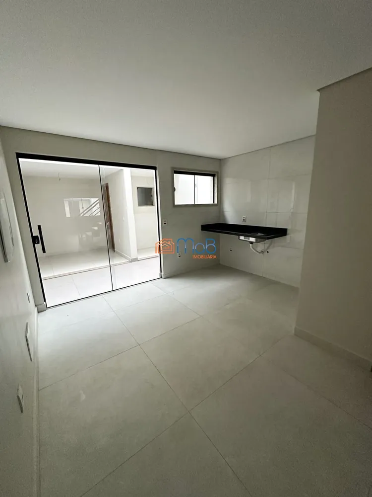 Casa, 3 quartos, 132 m² - Foto 2