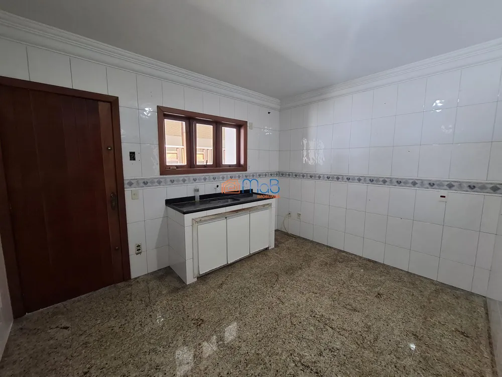 Casa, 5 quartos, 350 m² - Foto 14